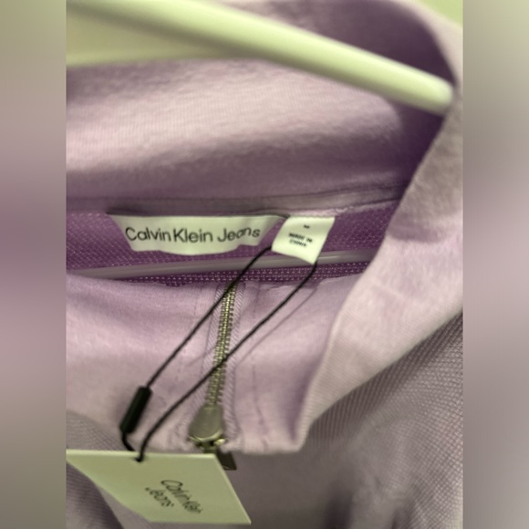 New 🆕 Calvin Klein crop top - Picture 3 of 4